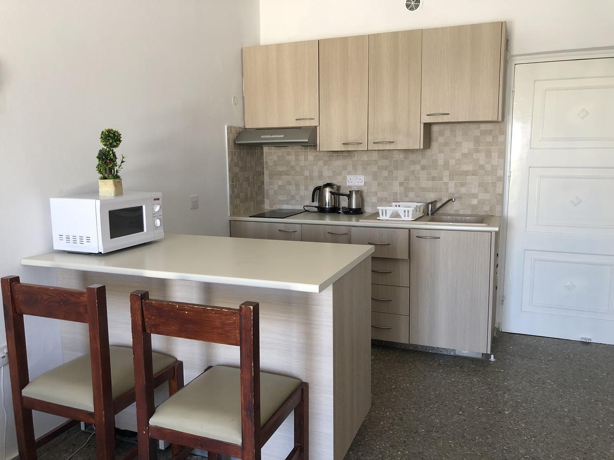 Kasapis Apts Larnaca Bagian luar foto