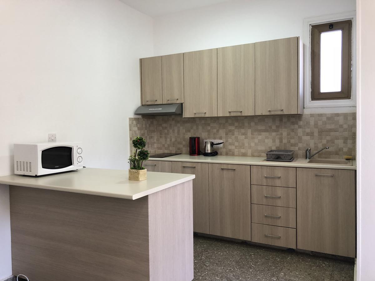 Kasapis Apts Larnaca Bagian luar foto